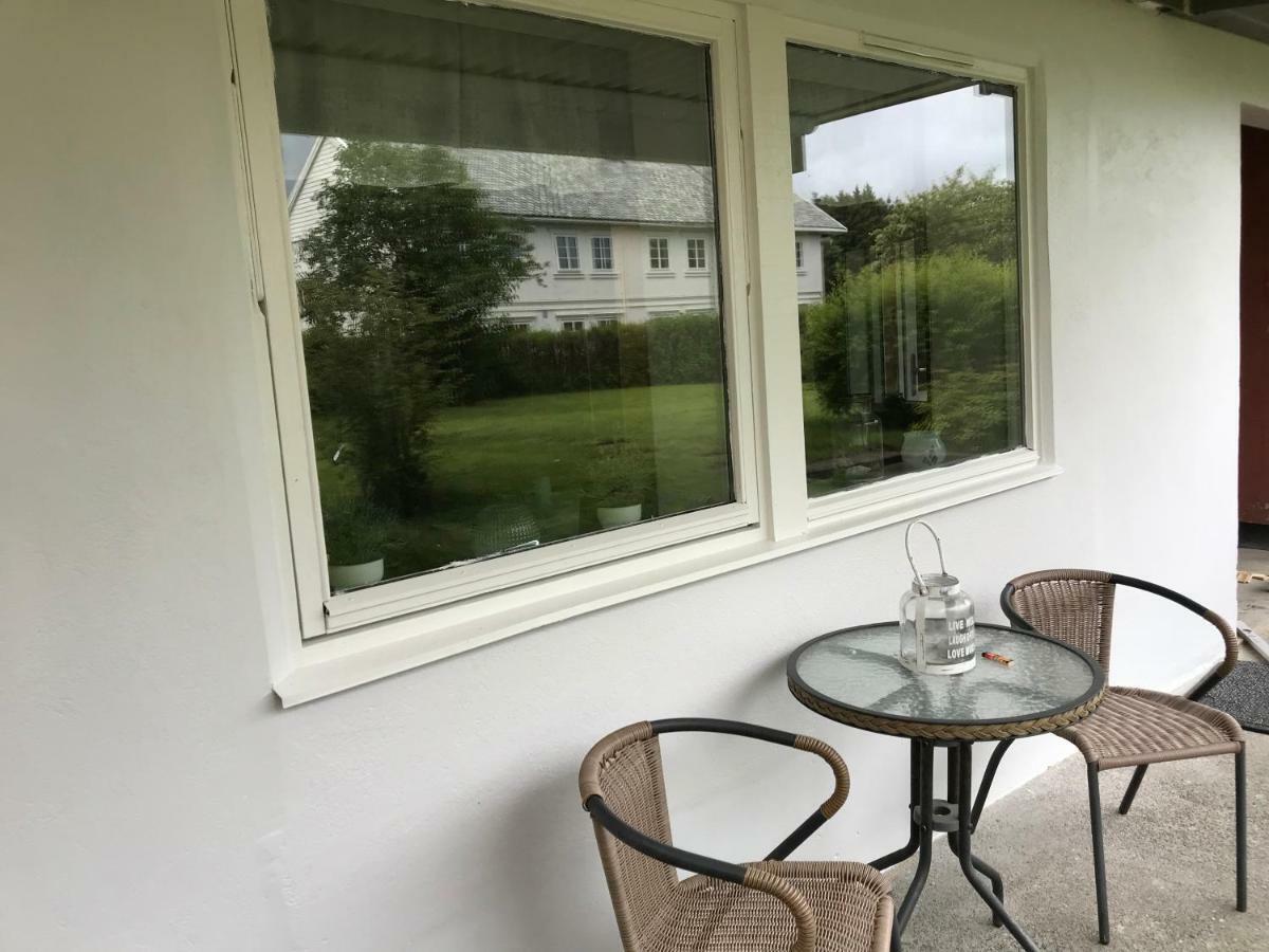 Ola Bua Near The Atlantic Road Apartment Lyngstad Luaran gambar
